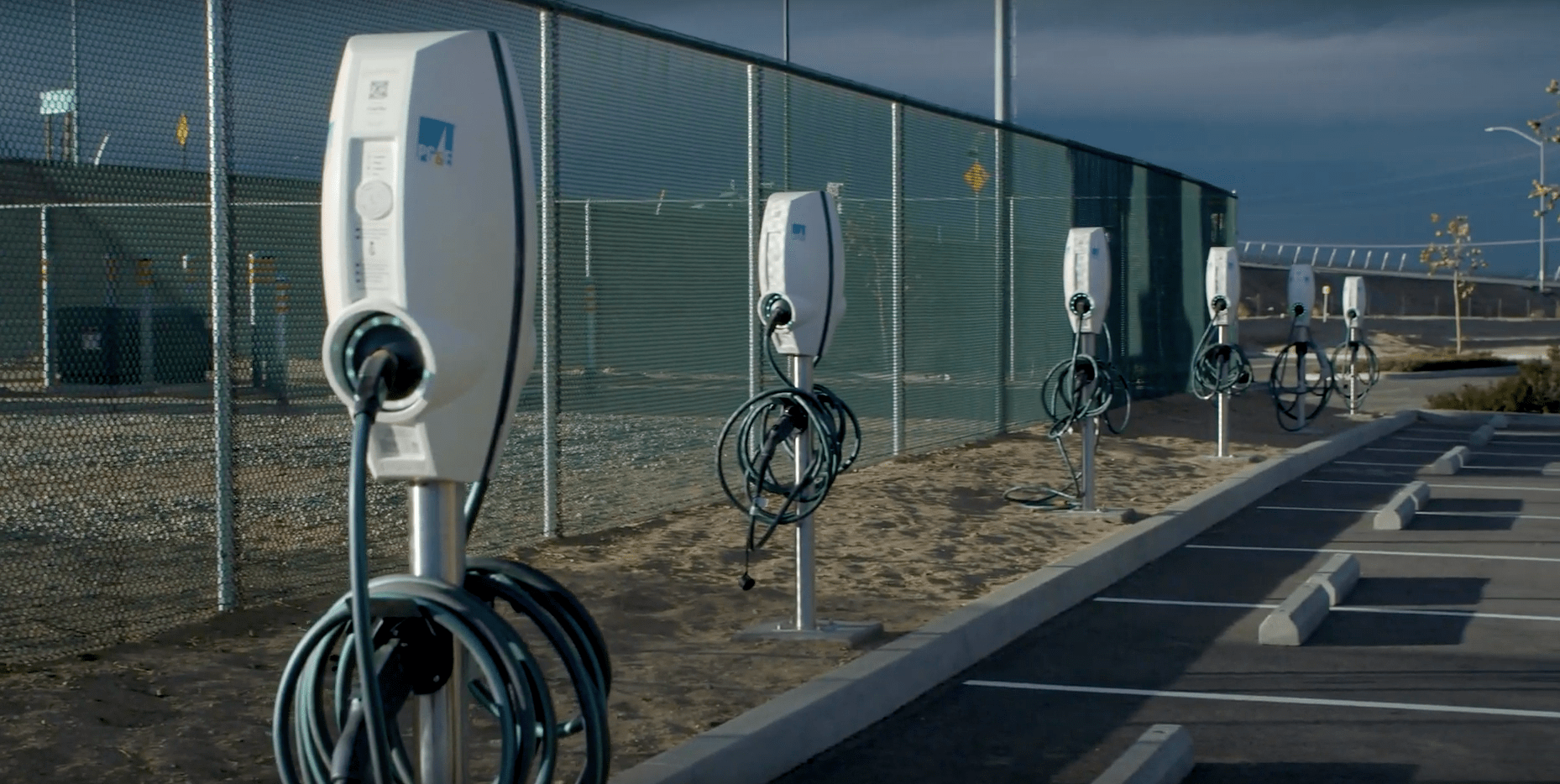 6 EVBox BusinessLine charging stations installed in California, at Outlets at Tejon.